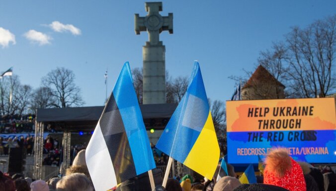 Многих украинцев насильно вывезли в РФ. Теперь они едут в Эстонию через Санкт-Петербург