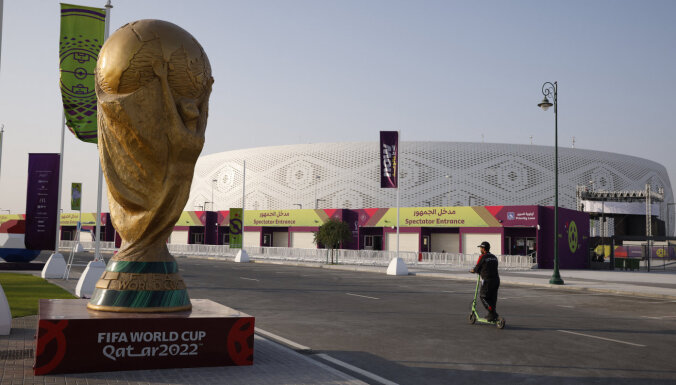 ФОТО, ВИДЕО. Стильные стадионы ЧМ-2022 в Катаре: шатер, гафия, лодка доу и "Бриллиант пустыни"