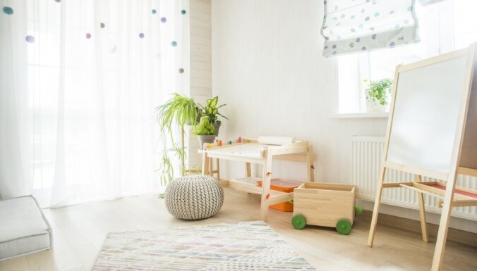 Pufs un vienvietīgais dīvāns: gaumīgas idejas bērnistabas atpūtas krēsliem