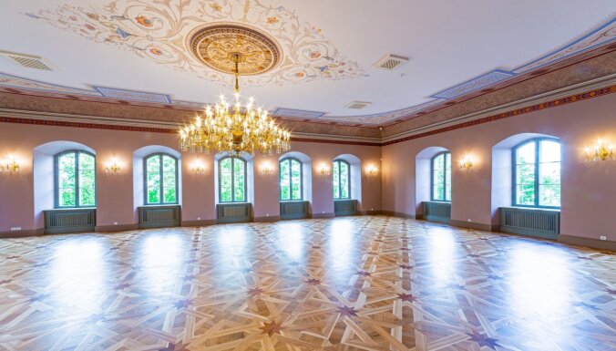 ФОТО. Красота невероятная: В Крустпилсском замке отреставрировали Большой зал
