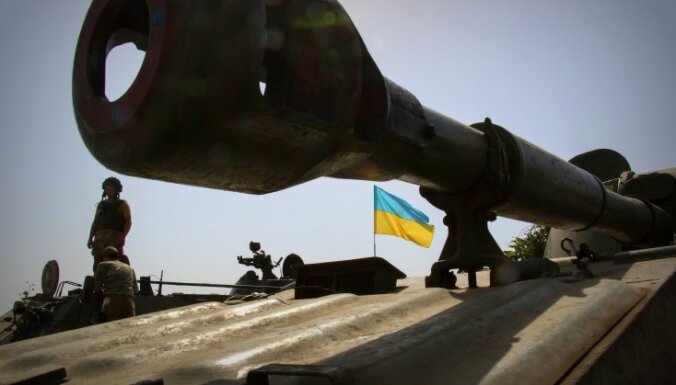 Ukrainai piegādāts pirmais ASV militārās palīdzības sūtījums