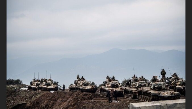 Francija aicina Turciju pārtraukt uzbrukumu kurdu kaujiniekiem Sīrijā