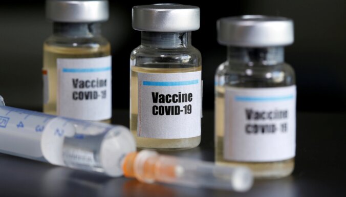Fauči brīdina par Ķīnas un Krievijas koronavīrusa vakcīnām