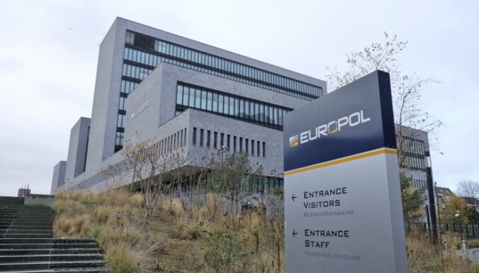 "Нам конец". Европол вскрыл преступный чат, арестовано более тысячи человек
