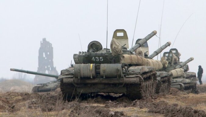 Krievija sāk militārās mācības Ukrainas pierobežā