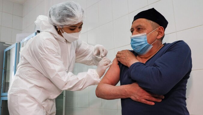 Vakcināciju pret Covid-19 uzsākusi arī Uzbekistāna