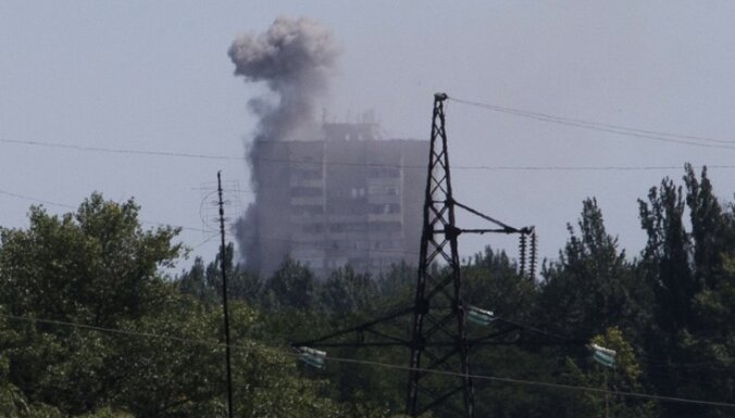 В Донецке после серии взрывов началась эвакуация людей