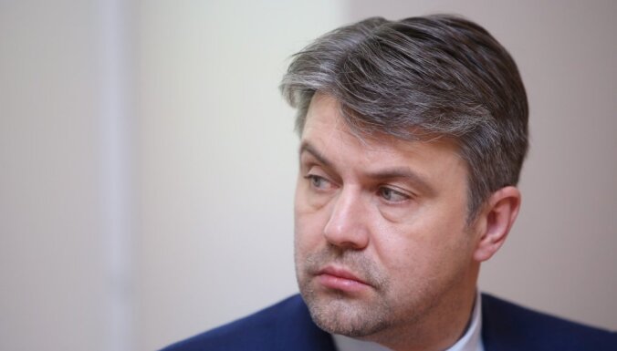 Омбудсмен: Коалиция грубо вмешивается в работу независимых учреждений