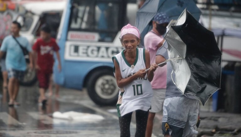 Tropiskā vētra 'Nalgae' Filipīnās paņēmusi 45 cilvēku dzīvības