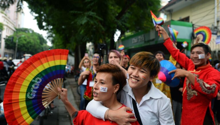 Победа для ЛГБТ+: Вьетнам больше не считает гомосексуальность болезнью