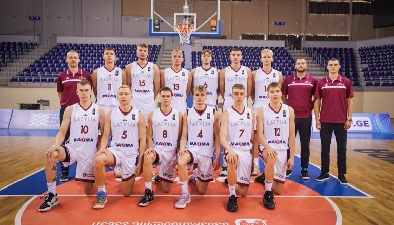 Latvijas U-20 basketbolisti EČ B divīzijā cīnīsies par piekto vietu