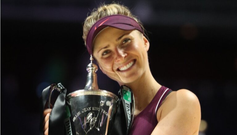 Украинка Свитолина впервые выиграла итоговый турнир WTA, у Федерера — 99-й титул
