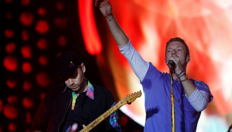 Noklausies! 'Coldplay' jaunā dziesma, kas pirmataskaņojumu piedzīvoja kosmosā