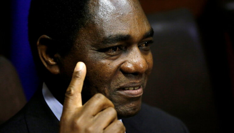 Zambieši badā gulēt neies, sola jaunais prezidents miljonārs Hičilema