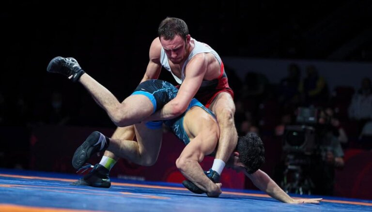 Amirovs Eiropas čempionātā brīvajā cīņā zaudē mačā par bronzu