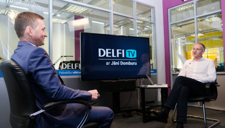 'Delfi TV ar Jāni Domburu': intervija ar Armandu Krauzi
