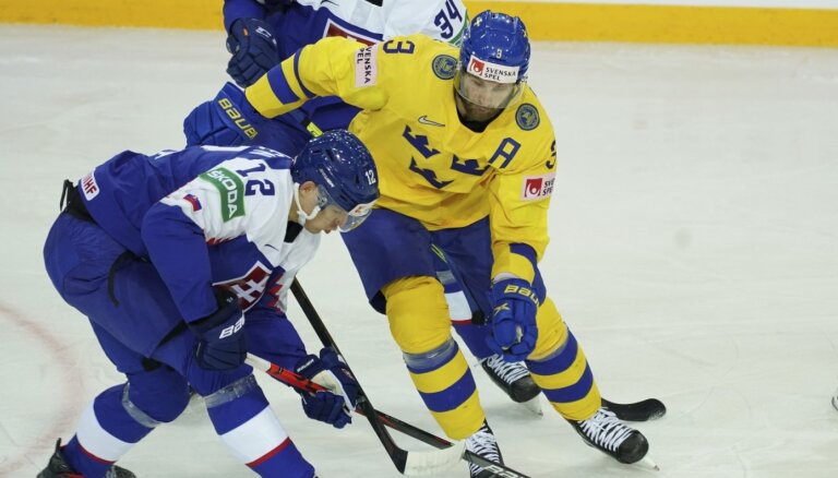 Zviedrijas hokeja izlase nevairīsies izsaukt KHL spēlējošus sportistus