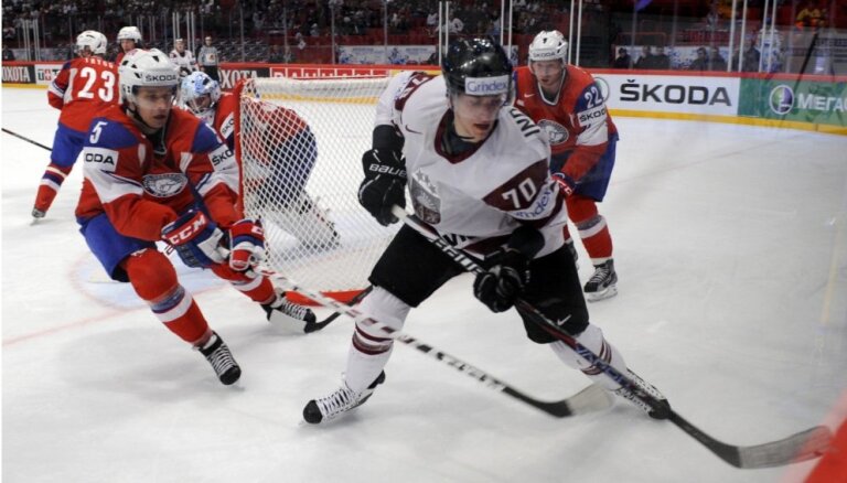 Latvijas hokejisti pasaules čempionātu noslēdz ar spēli pret Norvēģiju