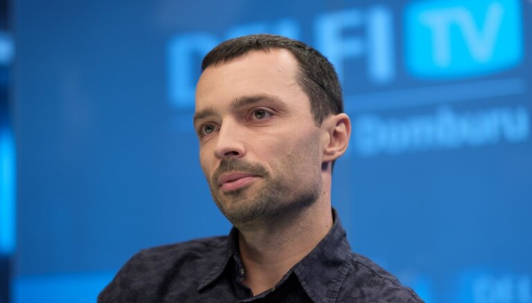 Vai droni kļūs par lidojošām automašīnām? – bezpilota lidaparātu satiksmi prognozē dronu ražotājs