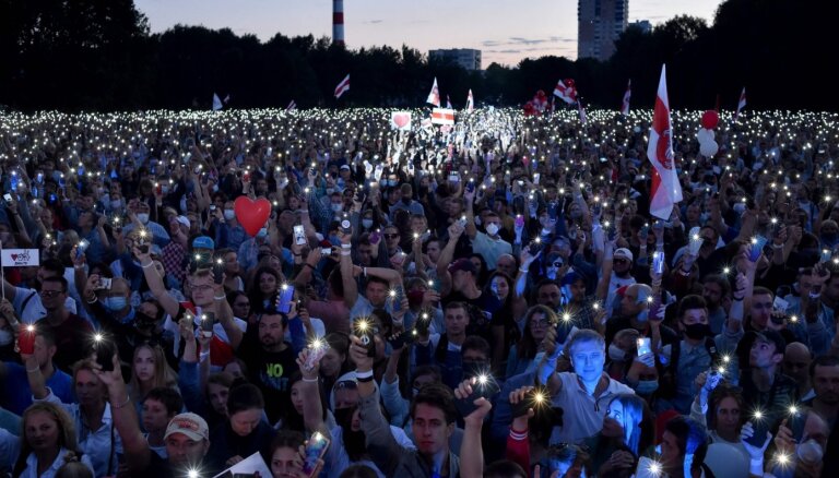 Белорусская оппозиция обнародовала план "майдана" после выборов президента