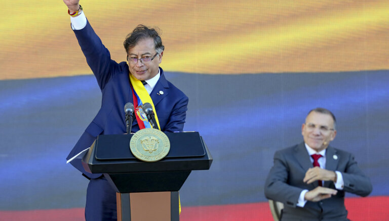 Kolumbijas līderis aicina domāt par jauniem globālās narkotiku tirdzniecības apkarošanas veidiem