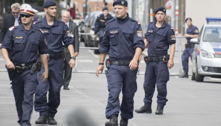 Австрия: полиция задержала бездомного из Латвии, подозреваемого в краже со взломом