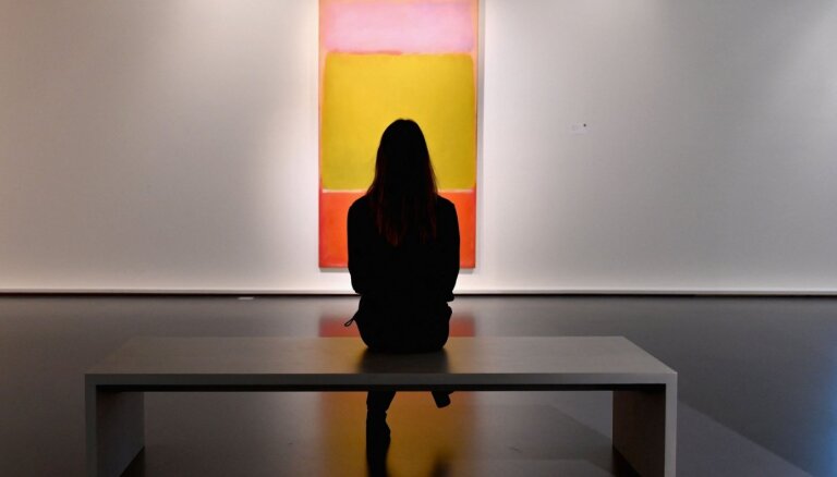 Rotko gleznu izsolē Ņujorkā pārdod par 82,5 miljoniem ASV dolāru