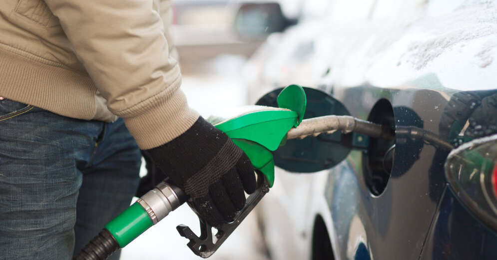 В Украине резко подорожает топливо: водителям назвали сроки и цены