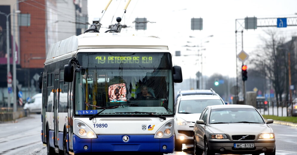 Троллейбус, который идет "не туда": В пасхальные дни общественный транспорт в Кишиневе будет ходить по измененному графику