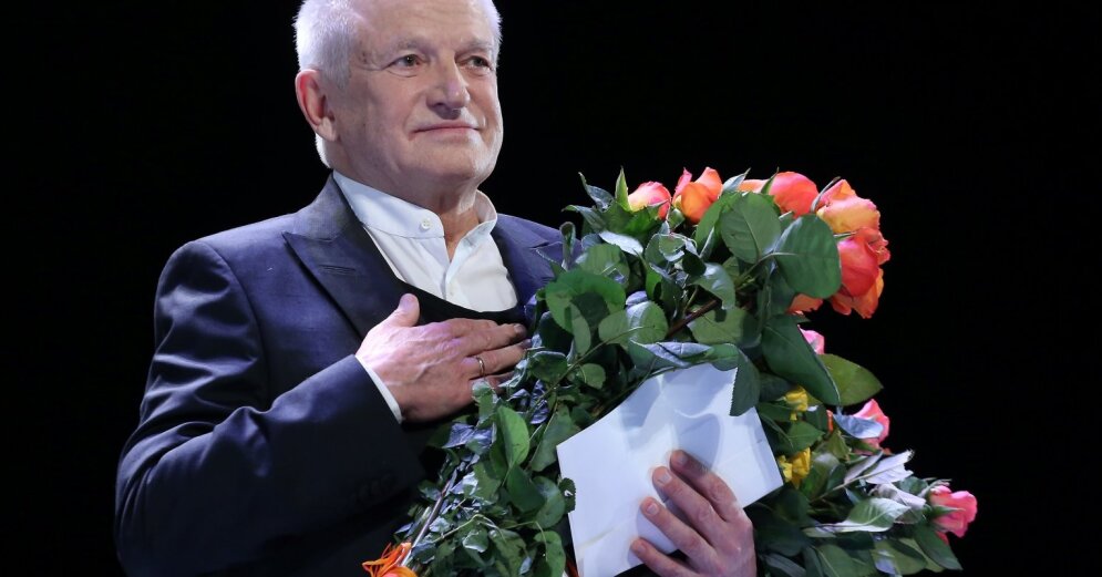 Russian theater festival ‘Golden Mask’ honors scenographer Andris Freibergs with an award