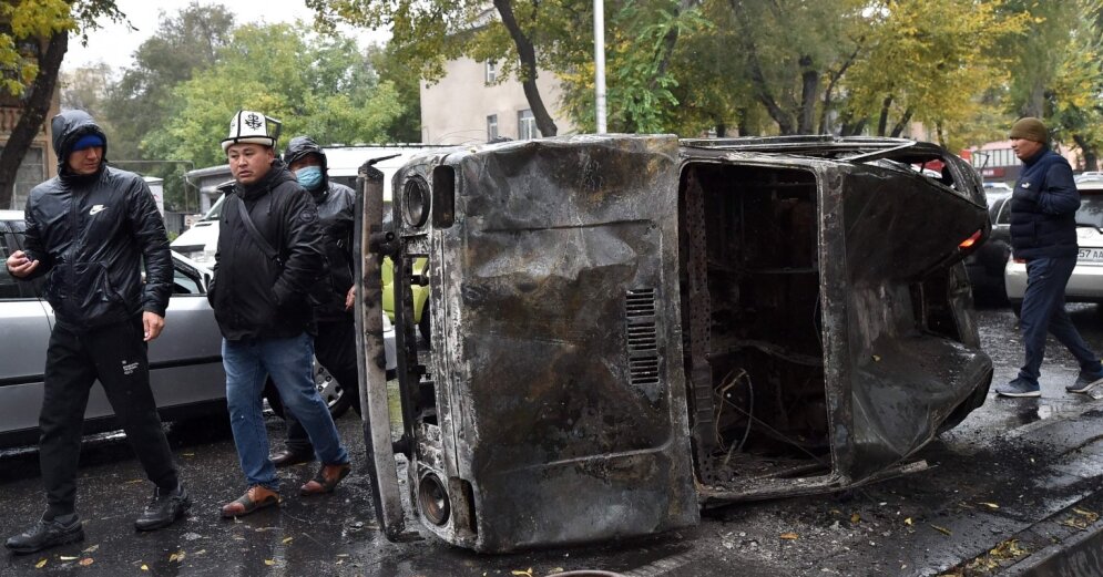 In Kyrgyzstan, the results of the parliamentary elections are being canceled after a fiery night