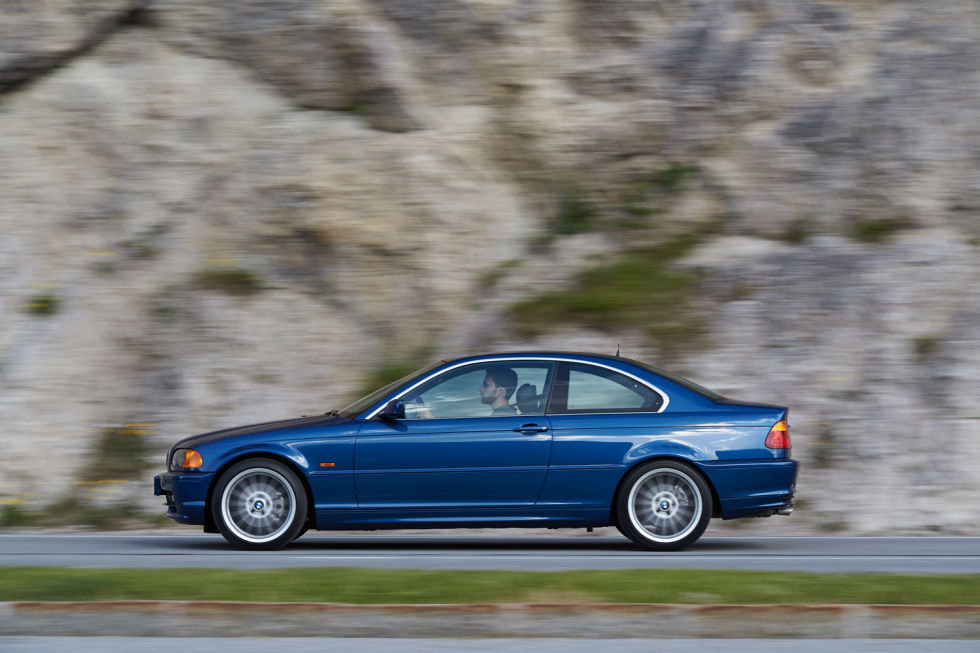 "Тройка", "хулиганка", "крыса": легендарной BMW 3-series исполнилось 40 лет!