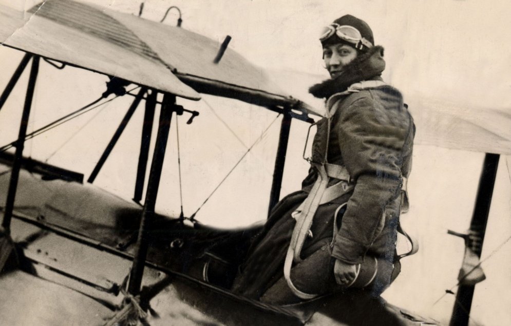 Pirmā sieviete pilote, kura vienatnē aizlidoja līdz Austrālijai